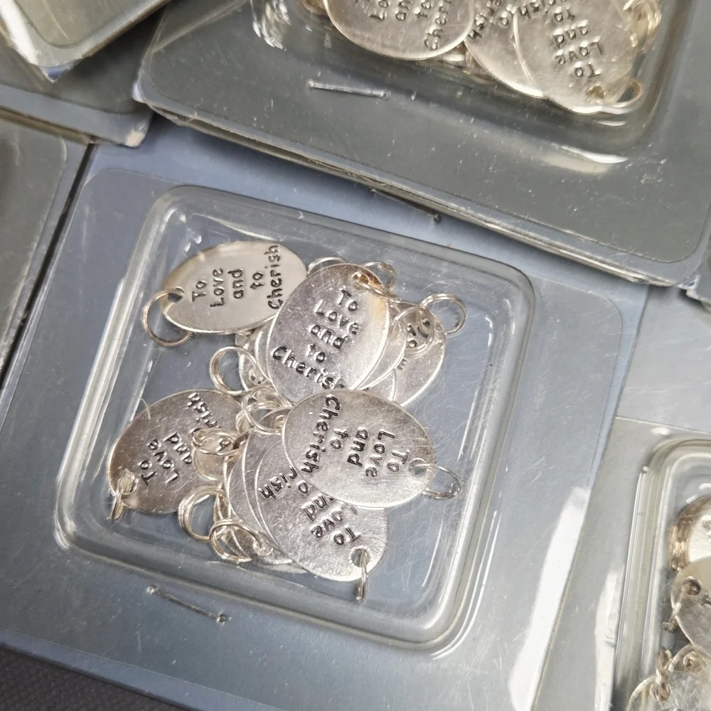 Gold Oval Pendant with Engraving 260pcs to love and cherish wedding love baby